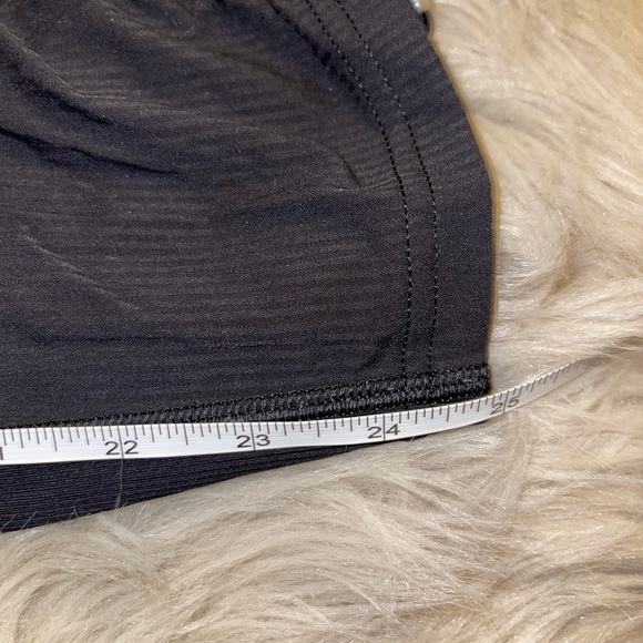 Lululemon dance studio crop - Picture 5 of 7